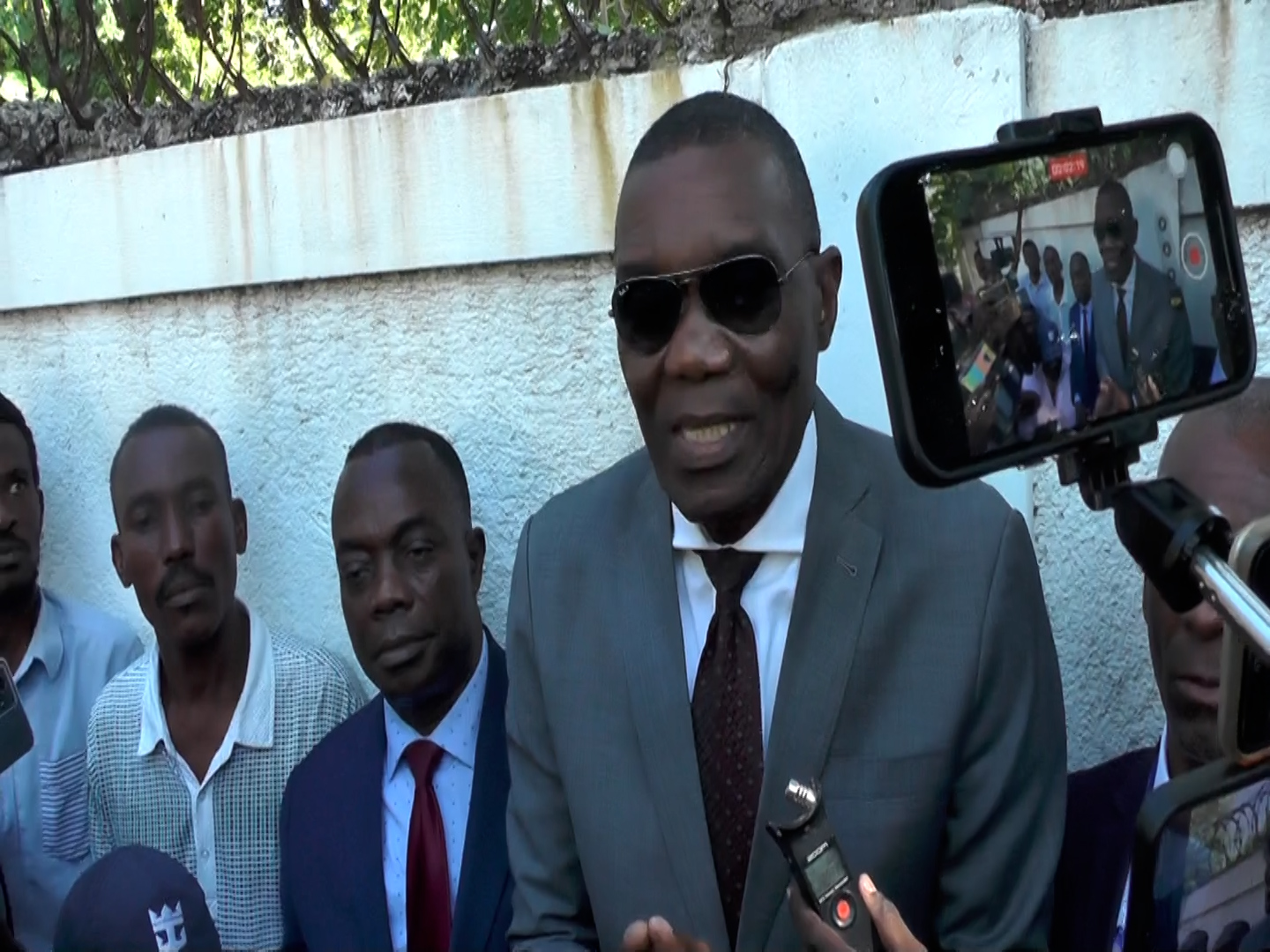 Les sénateurs Hervé Fourcand et Joseph Lambert auditionnés au parquet de Port-au-Prince